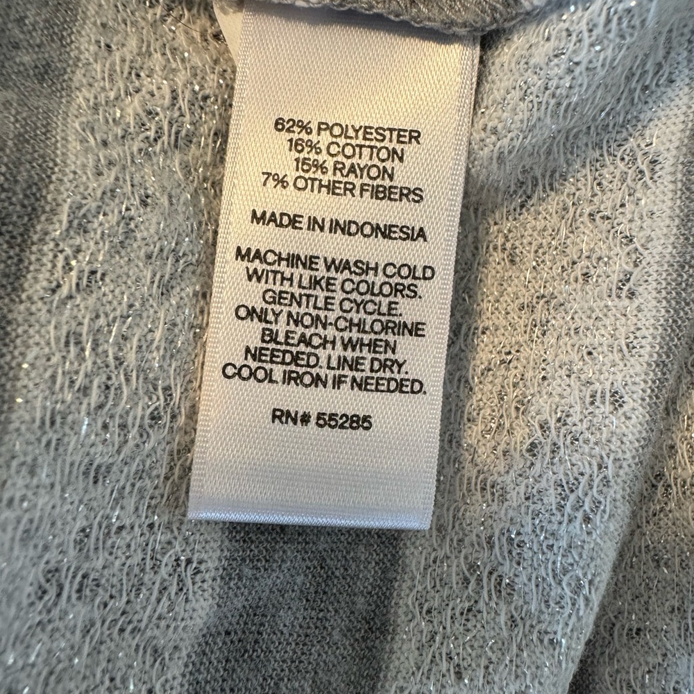 Express Striped Long Sleeve Top EUC Gray Cream Silver Lace Rayon Cotton … - Picture 5 of 7